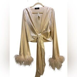 NWT AKIRA Deco Hostess Cream Ostrich Feather Satin Wrap Top XL